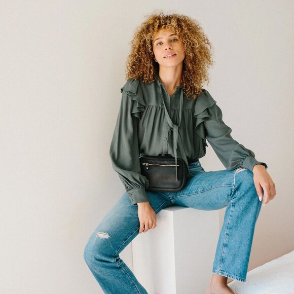 PARKER CLAY Desta Belt Bag in Black - Picture 5 of 9